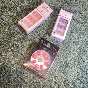 Square-Shaped Press-On Nails Bundle ✨